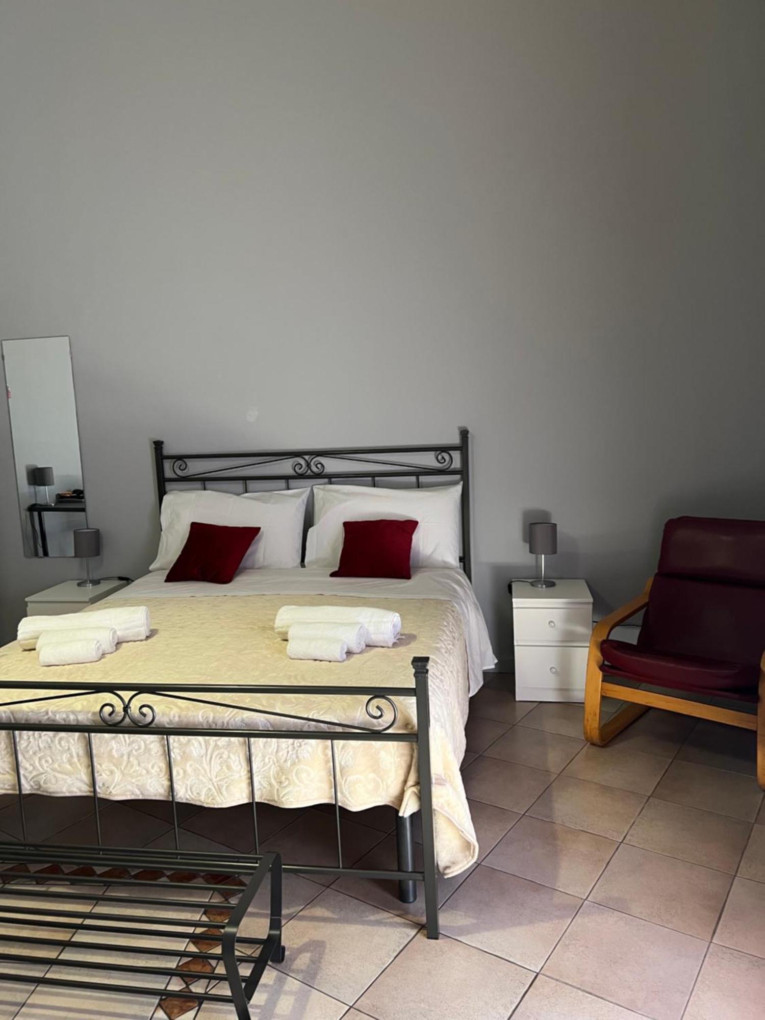 Terrazza Santa Chiara Bed and Breakfast Catania Eksteriør billede